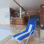 Beau Soleil-piscine Chauffee Interieure Et Sauna Le Cellier