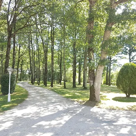 Beau Soleil-piscine Chauffee Interieure Et Sauna * Le Cellier